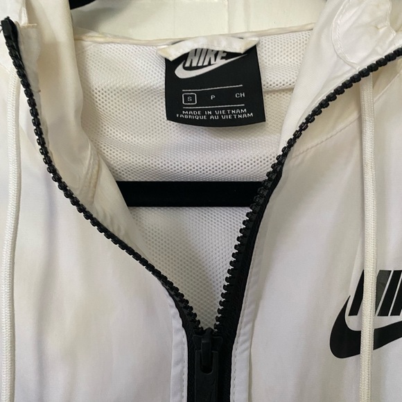 Nike windbreaker - Picture 3 of 3